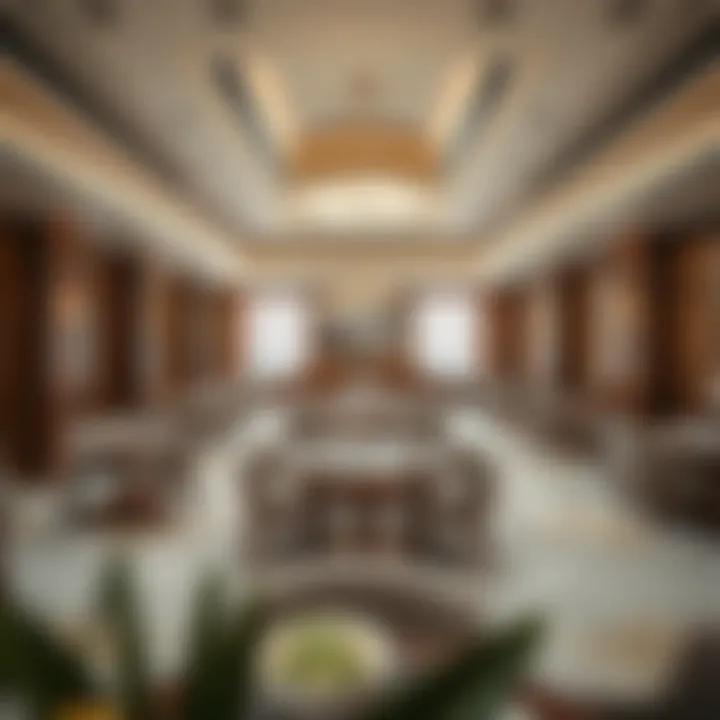 Dining area at فندق النخلة دبي featuring gourmet cuisine and elegant decor